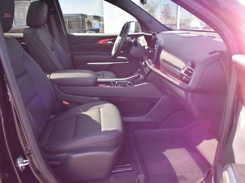 Used 2024 Chevrolet Traverse Z71 w/ Enhanced Driving Package image 49