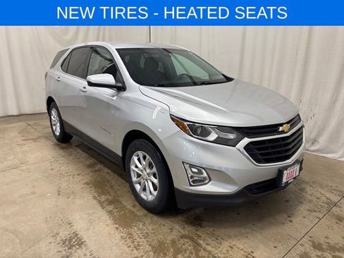 Used 2019 Chevrolet Equinox LT w/ Driver Convenience Package FWD image 1