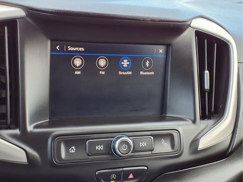 Used 2022 GMC Terrain SLE w/ Driver Convenience Package image 23