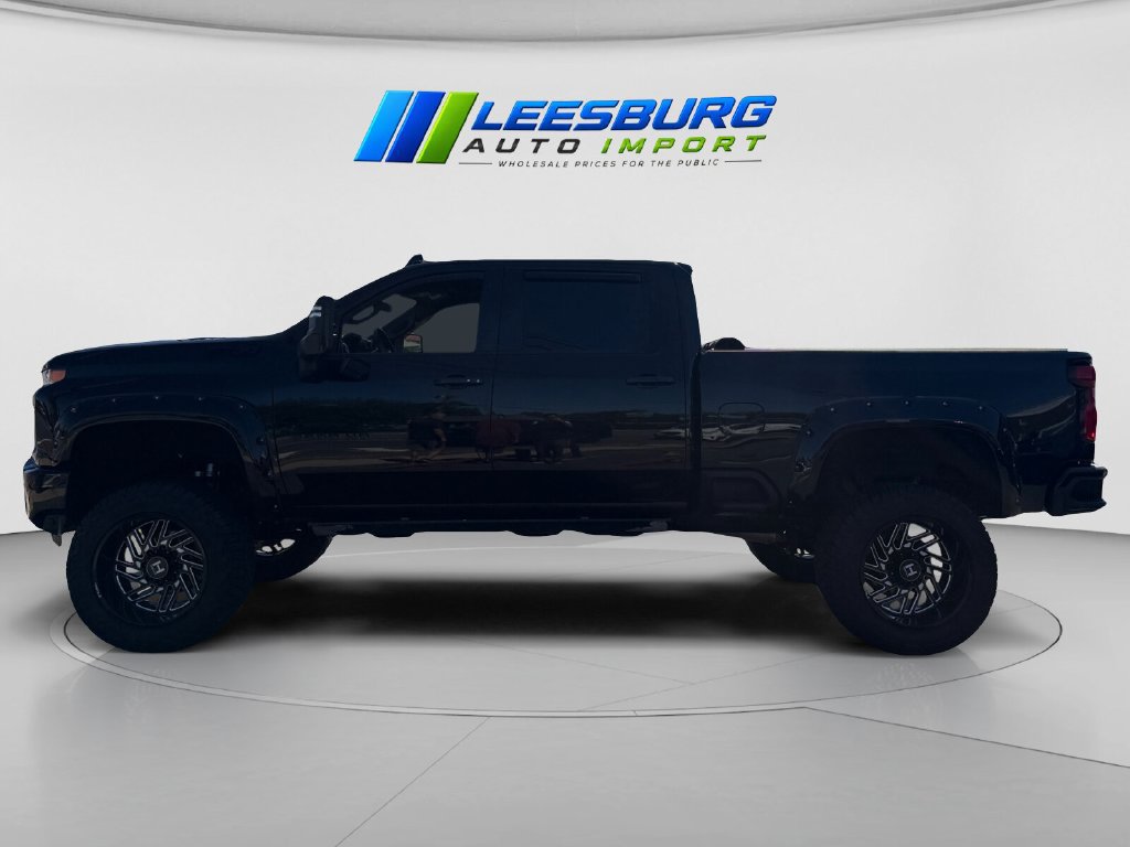 Used 2021 Chevrolet Silverado 2500 LTZ w/ Carhartt Edition AWD/4WD image 6
