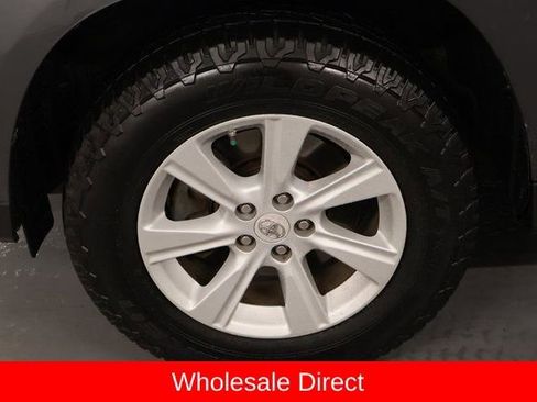 Used 2012 Toyota Highlander 4WD w/ Tech Pkg image 7