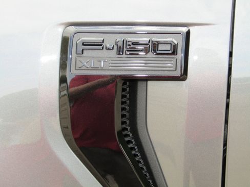New 2026 Ford F150 XLT w/ Equipment Group 302A MID AWD/4WD image 11