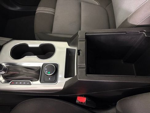 Used 2025 Chevrolet Blazer LT FWD image 37