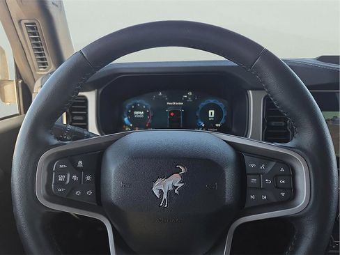 New 2025 Ford Bronco Outer Banks image 15