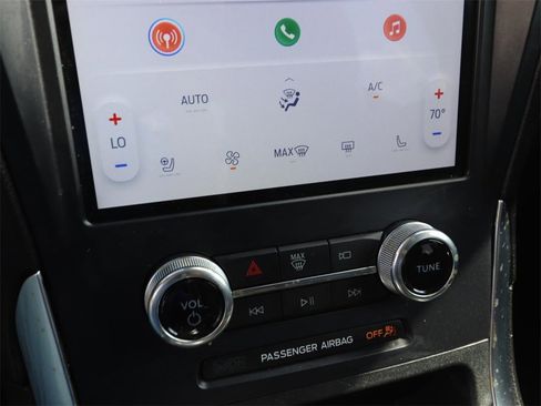 Certified 2022 Ford Edge Titanium image 18