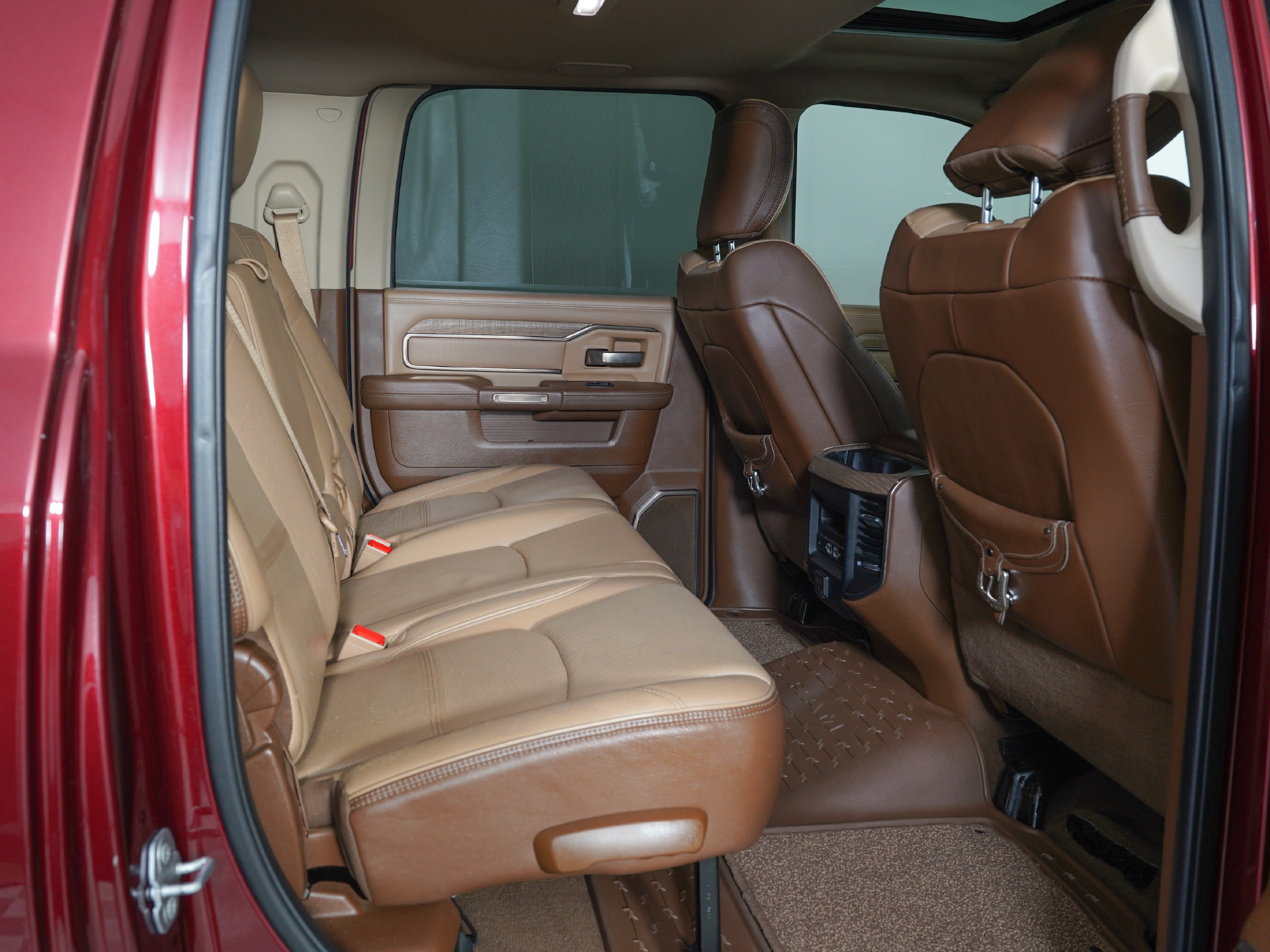 Used 2019 RAM 2500 Limited AWD/4WD image 9