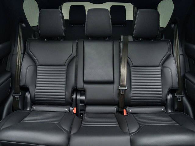 New 2026 Land Rover Discovery S AWD/4WD image 17