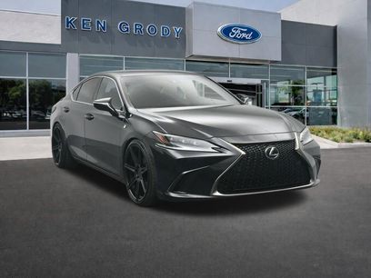 Used 2022 Lexus ES 350 F Sport w/ Accessory Package 2