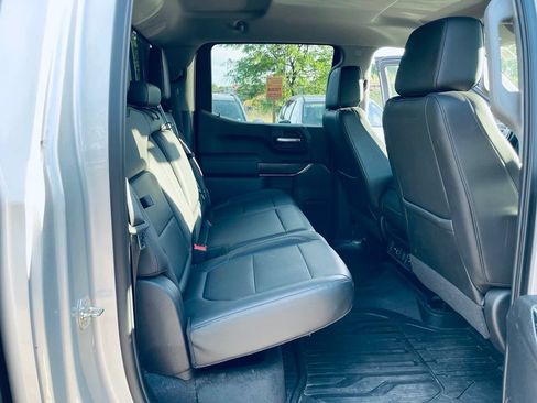Used 2019 GMC Sierra 1500 SLT w/ Driver Alert Package I AWD/4WD image 21