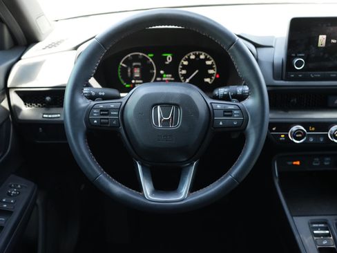 Used 2024 Honda CR-V Sport image 19