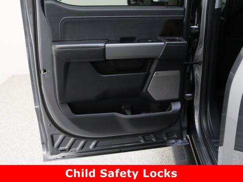 Used 2024 Ford F250 Lariat w/ Lariat Ultimate Package image 30