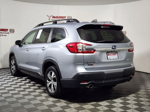 Used 2024 Subaru Ascent Premium w/ Convenience Package image 5