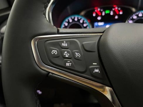 Used 2024 Chevrolet Equinox LT FWD image 64