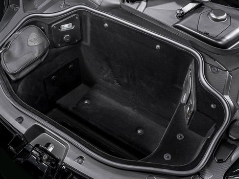 Used 2024 Lamborghini Revuelto image 43