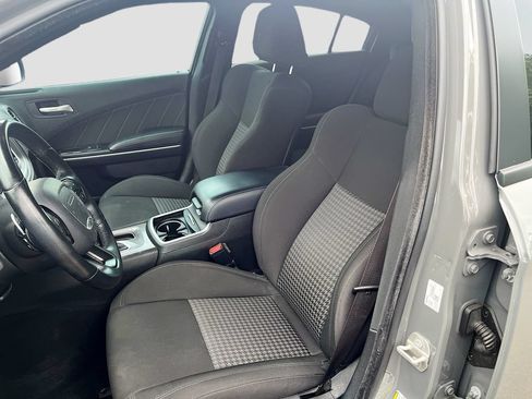 Used 2023 Dodge Charger R/T w/ Harman/Kardon Audio Group RWD image 18