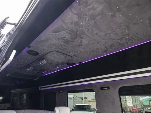 Used 2023 Mercedes-Benz Sprinter 3500 image 24