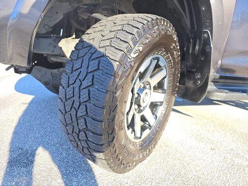 Used 2015 Toyota 4Runner SR5 Premium image 30