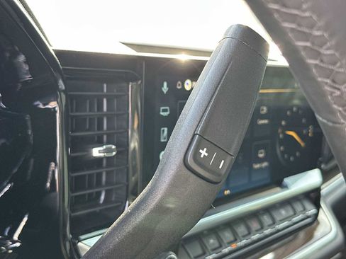 Used 2025 Chevrolet Silverado 1500 RST image 23