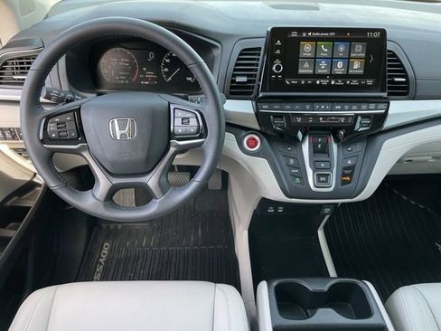 Certified 2026 Honda Odyssey EX-L image 10