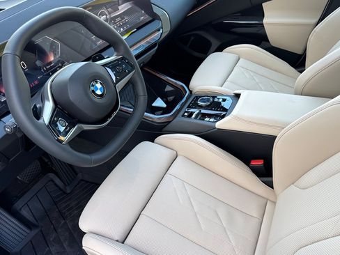 Used 2026 BMW X3 xDrive30i w/ Premium Package AWD/4WD image 4