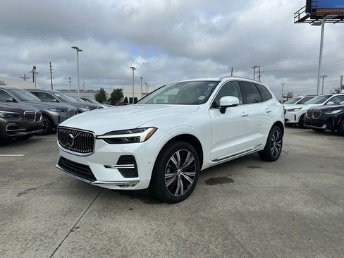 Used 2022 Volvo XC60 B5 Inscription w/ Advanced Package image 1