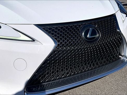 Used 2018 Lexus LC 500 Coupe w/ Sport Package image 28