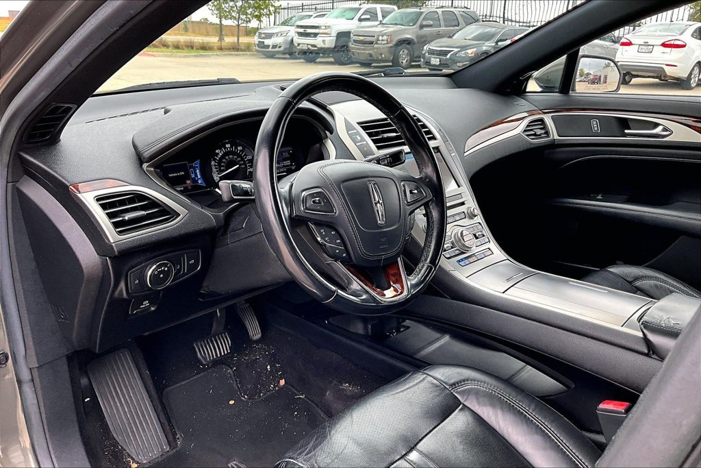 Used 2017 Lincoln MKZ Reserve FWD image 15