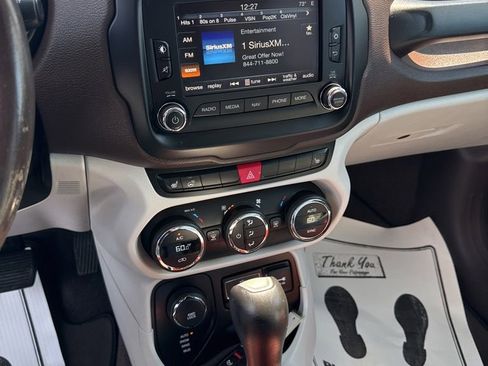 Used 2016 Jeep Renegade Limited AWD/4WD image 12