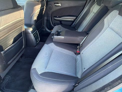 Used 2015 Dodge Charger SXT RWD image 24