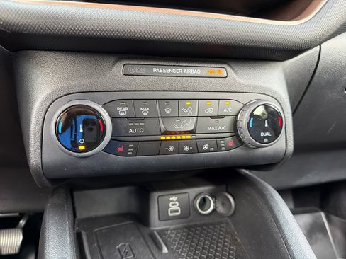 Used 2023 Ford Bronco Sport Outer Banks w/ Tech Package AWD/4WD image 12