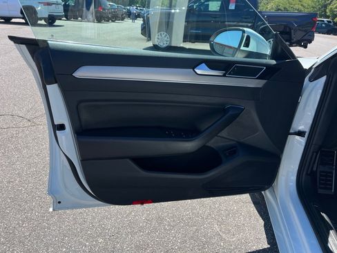 Used 2019 Volkswagen Arteon SEL FWD image 35