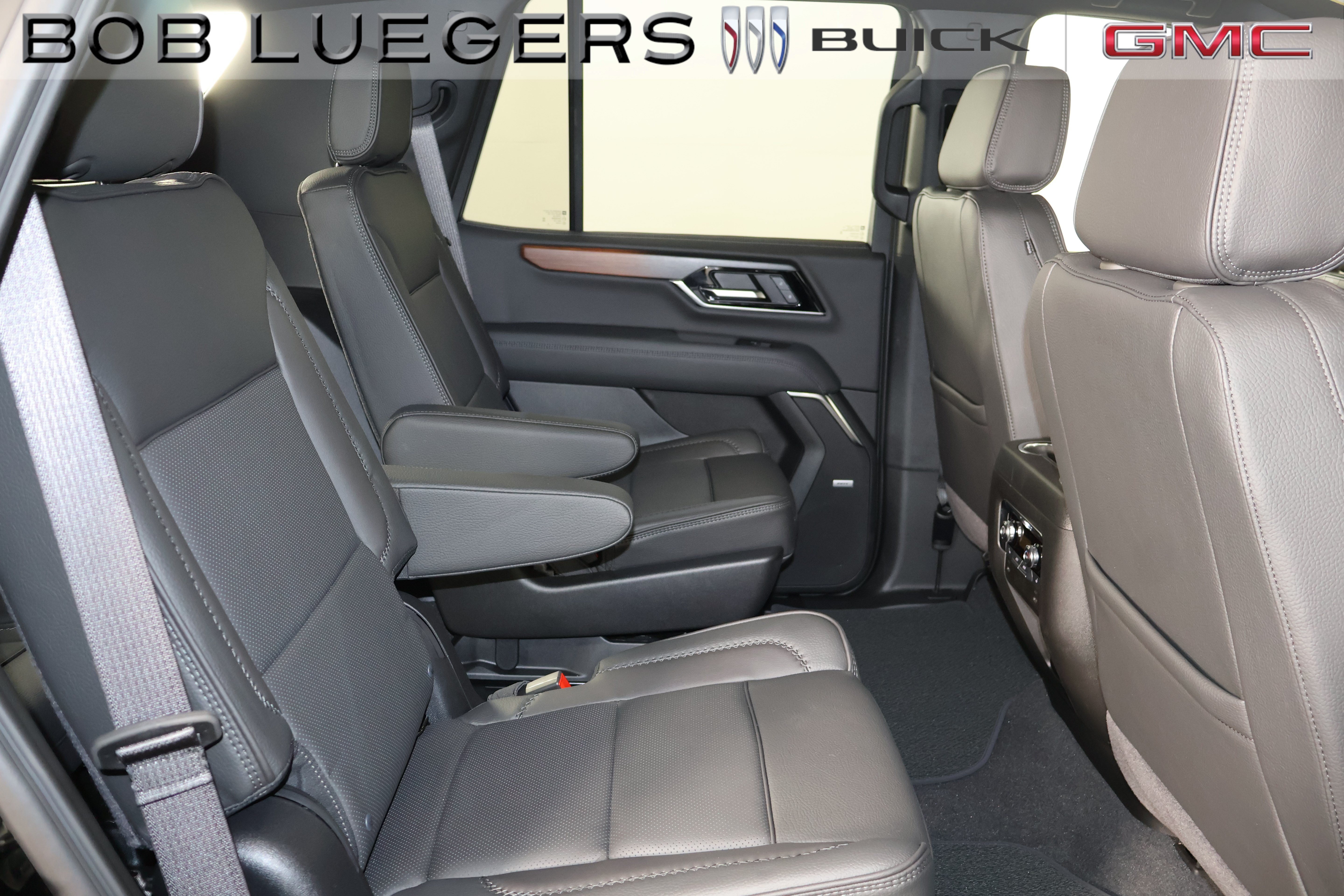 New 2026 GMC Yukon Denali AWD/4WD image 15