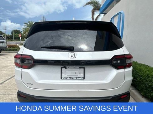 Used 2025 Honda Pilot EX-L image 8