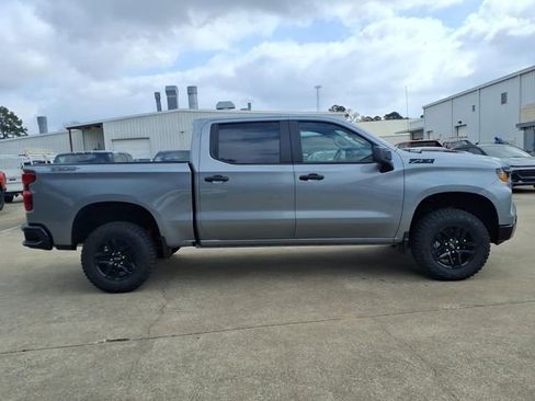 New 2026 Chevrolet Silverado 1500 Custom Trail Boss w/ Dark Appearance Package image 4