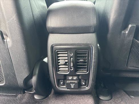 Used 2017 Jeep Grand Cherokee Summit w/ Platinum Series Group RWD image 18