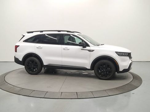 Used 2023 Kia Sorento S AWD/4WD image 9