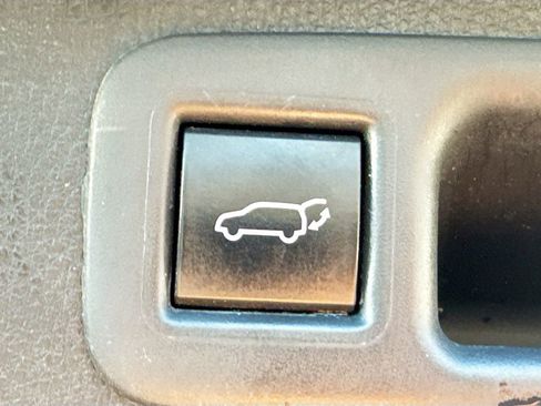 Used 2022 Toyota Highlander XLE image 34