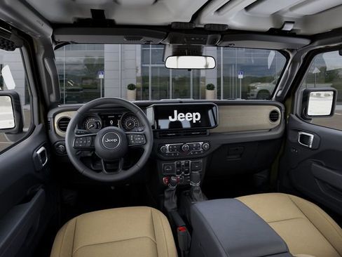 New 2026 Jeep Gladiator Willys AWD/4WD image 14