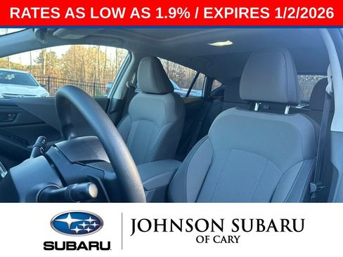 Used 2025 Subaru Crosstrek 2.0i Premium image 7