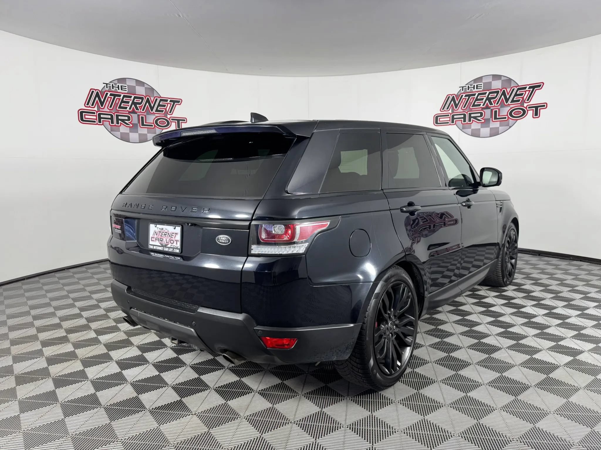 Used 2017 Land Rover Range Rover Sport Supercharged AWD/4WD image 7