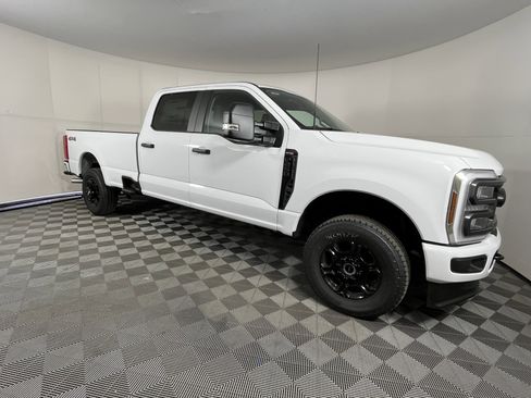 New 2026 Ford F250 XL w/ STX Appearance Package AWD/4WD image 6