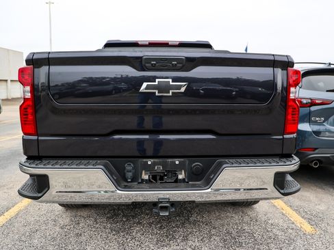 Used 2024 Chevrolet Silverado 1500 LT RWD image 8