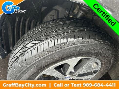 Used 2020 Subaru Outback Premium image 28