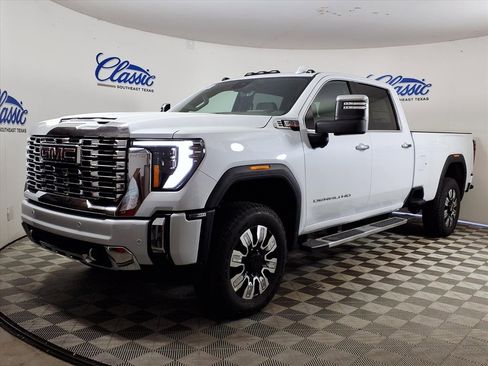 New 2026 GMC Sierra 3500 Denali w/ Denali Reserve Package image 6