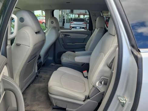 Used 2016 Chevrolet Traverse LT AWD/4WD image 12