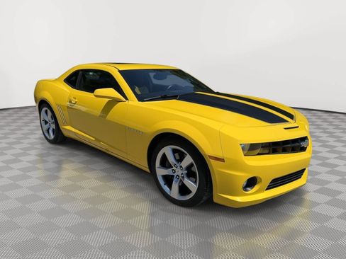 Used 2010 Chevrolet Camaro SS w/ RS Package RWD image 7