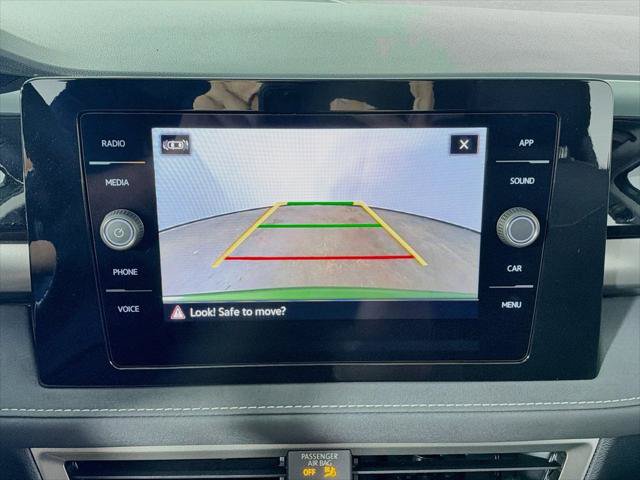 New 2027 Volkswagen Taos SE AWD/4WD image 13
