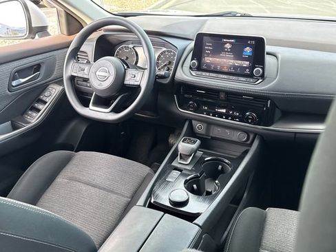 Used 2023 Nissan Rogue SV AWD/4WD image 23