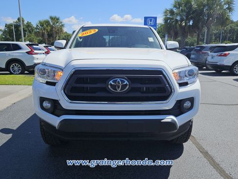 Used 2023 Toyota Tacoma SR5 w/ Technology Package RWD image 8