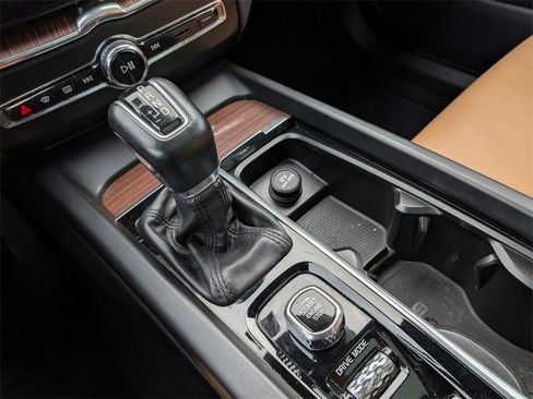 Used 2020 Volvo XC60 T5 Inscription image 20